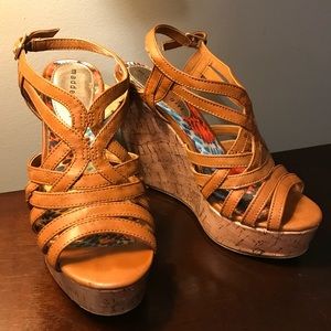 Madden Girl Wedges